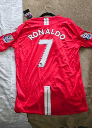 Liverpool Home Replica Jersey 2024/25 photo review